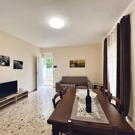 Holiday home Magagiu Carini
